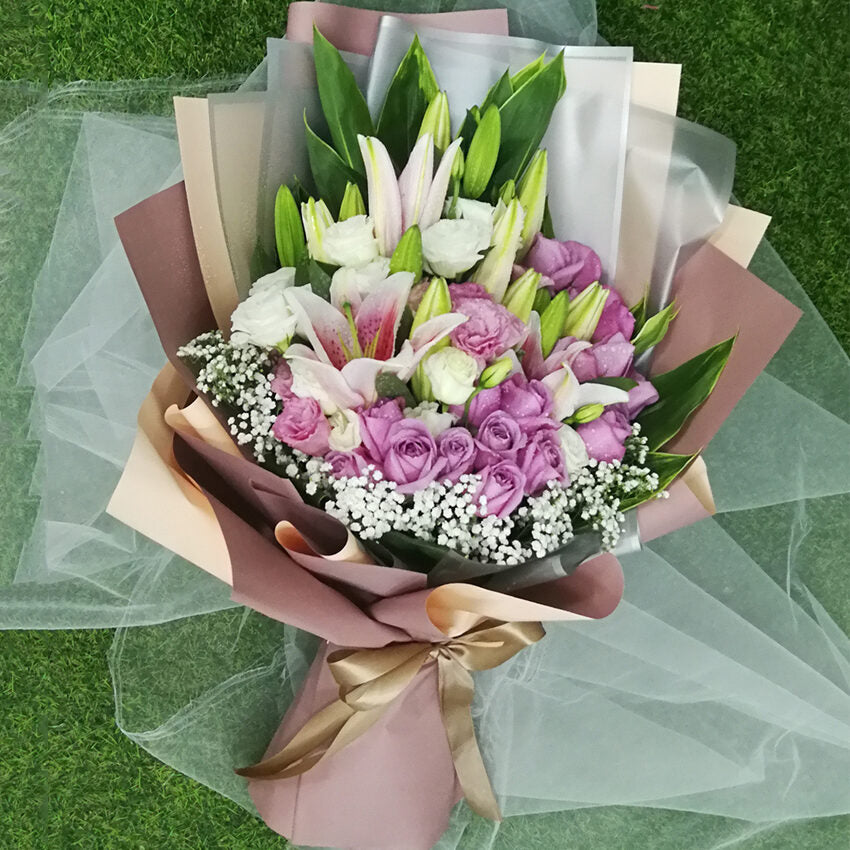 Pink Lily With Purple Roses