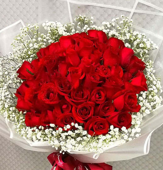 51 Red Roses With Baby's Breath